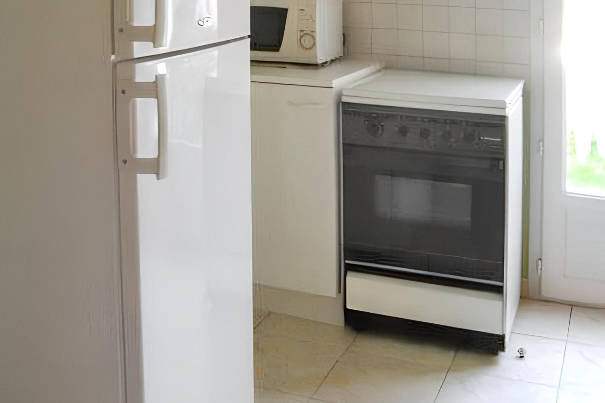 Petite Maison Charmante A La Couarde-Sur-Mer Avec Jardin Cloture Luaran gambar